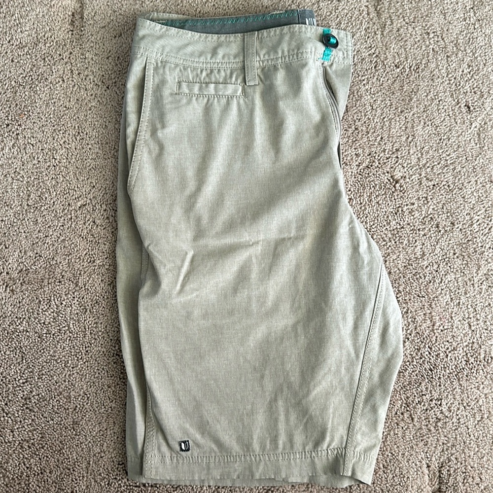 Linksoul boardwalker khaki shorts size 32